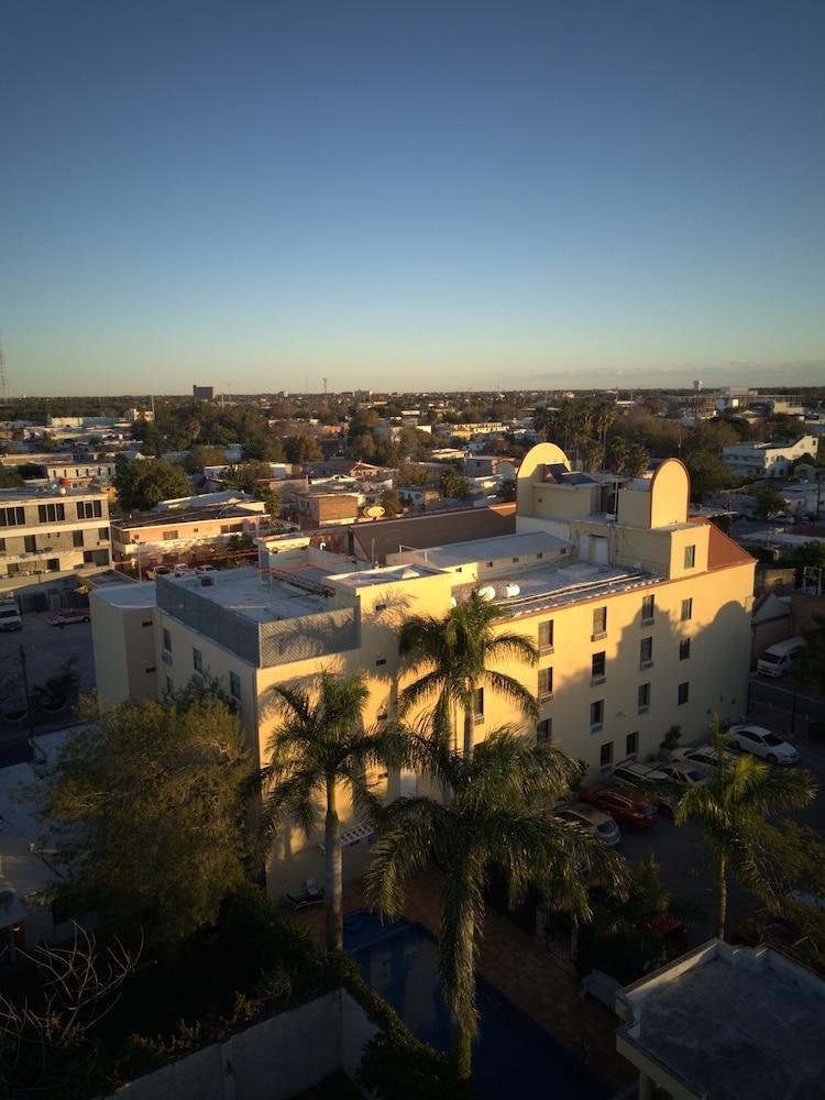 Best Western Hotel Plaza Matamoros Eksteriør billede