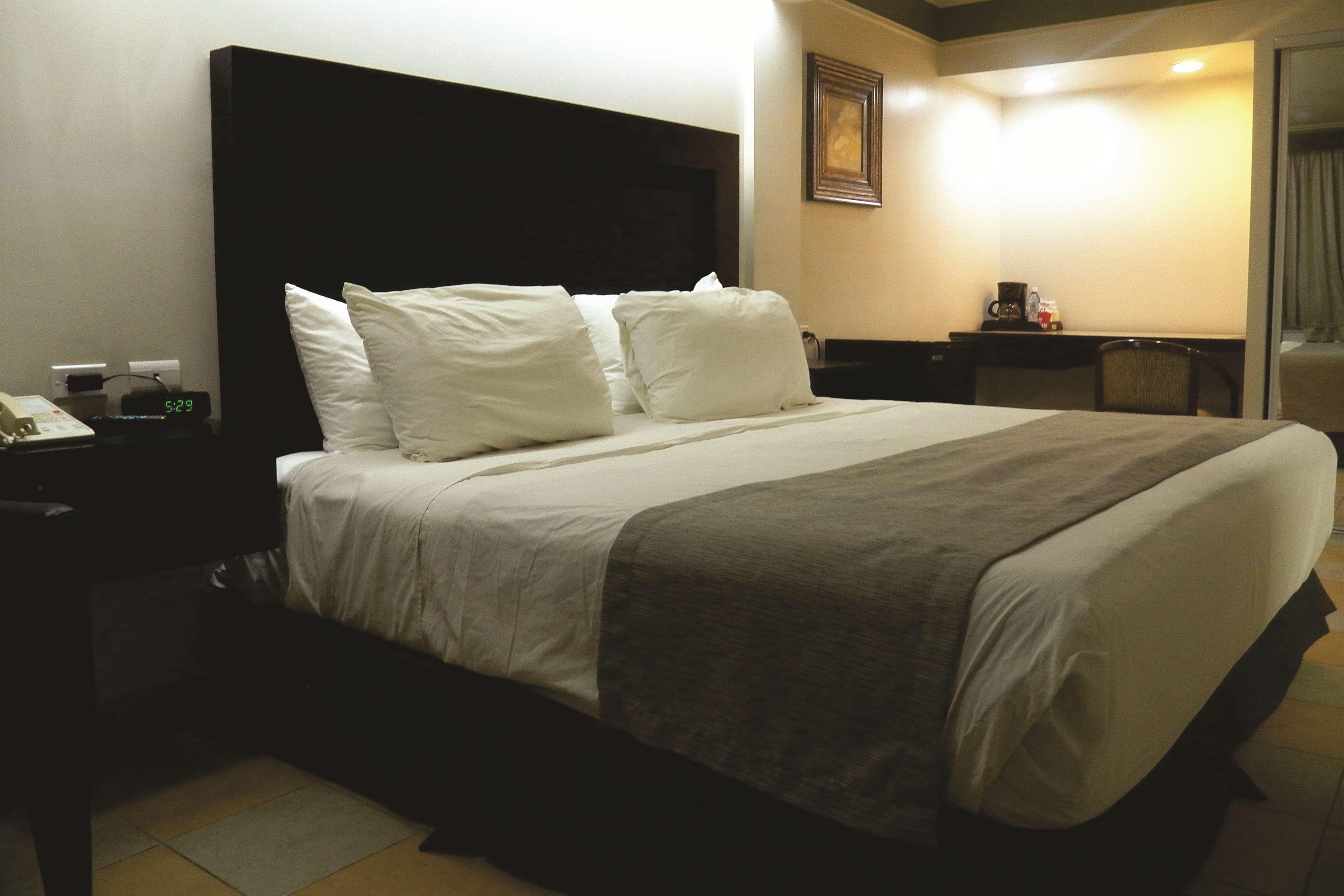 Best Western Hotel Plaza Matamoros Eksteriør billede