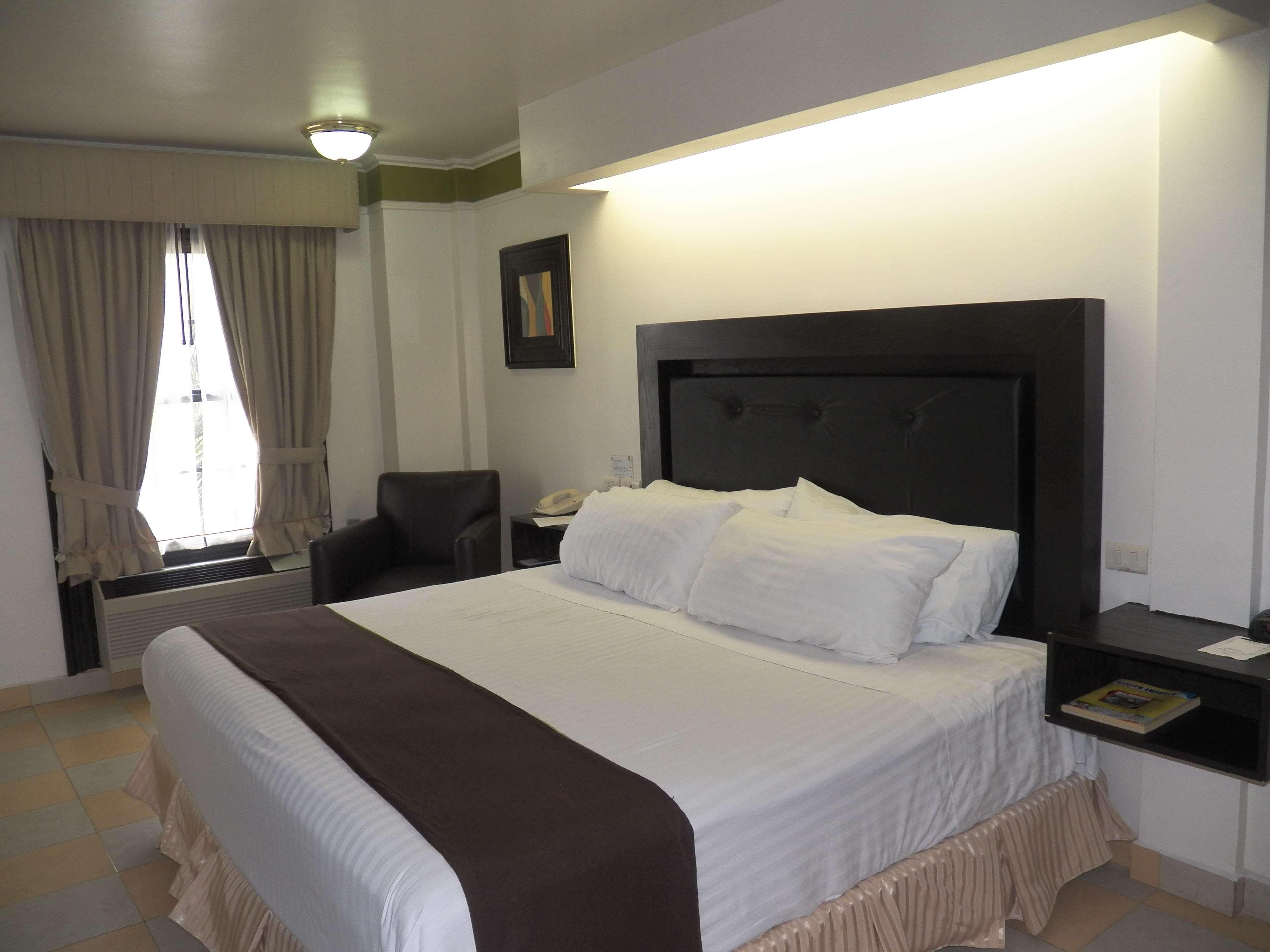 Best Western Hotel Plaza Matamoros Eksteriør billede
