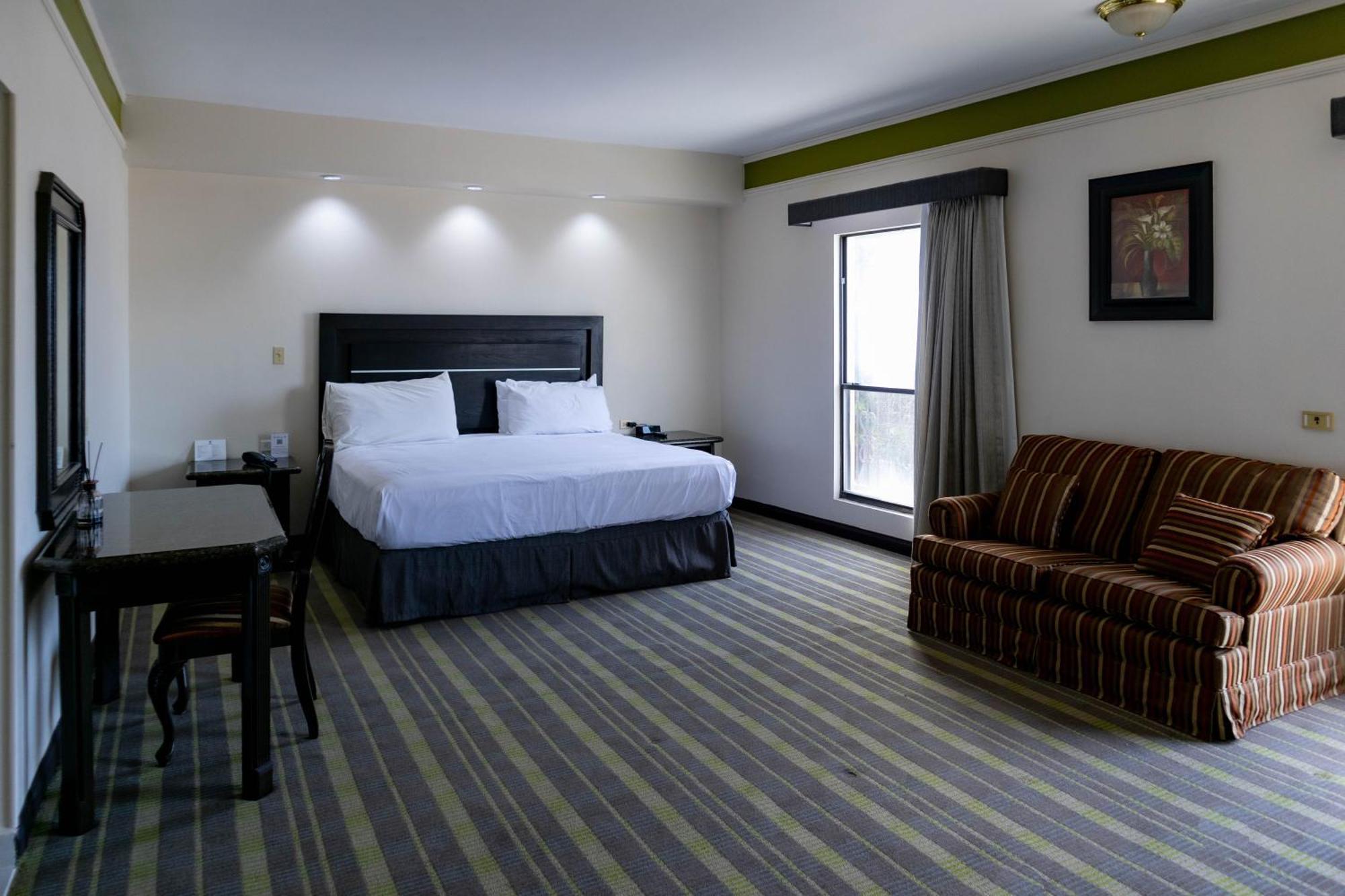 Best Western Hotel Plaza Matamoros Eksteriør billede